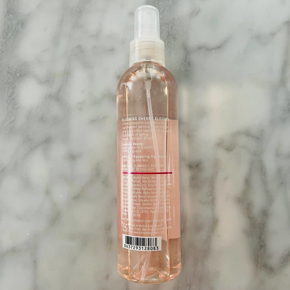 Bath & Body Works Blushing Cherry Blossom Body Splash Spray 99% 8oz Full Size - Picture 3 of 3